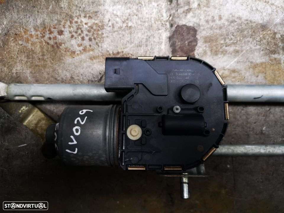 VW EOS 2009 MOTOR DE LIMPA VIDROS FRENTE LV029 - 3