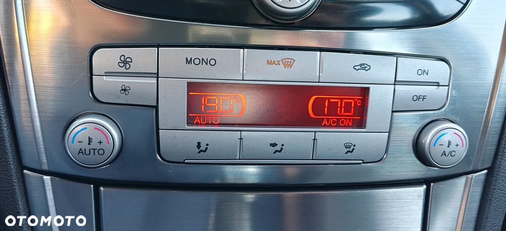 Ford Mondeo 2.0 Platinium X - 21