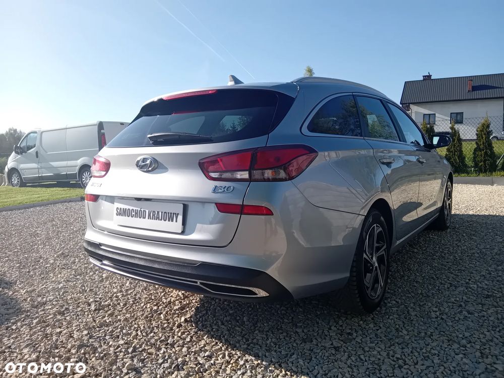 Hyundai i30 1.6 D Comfort - 29