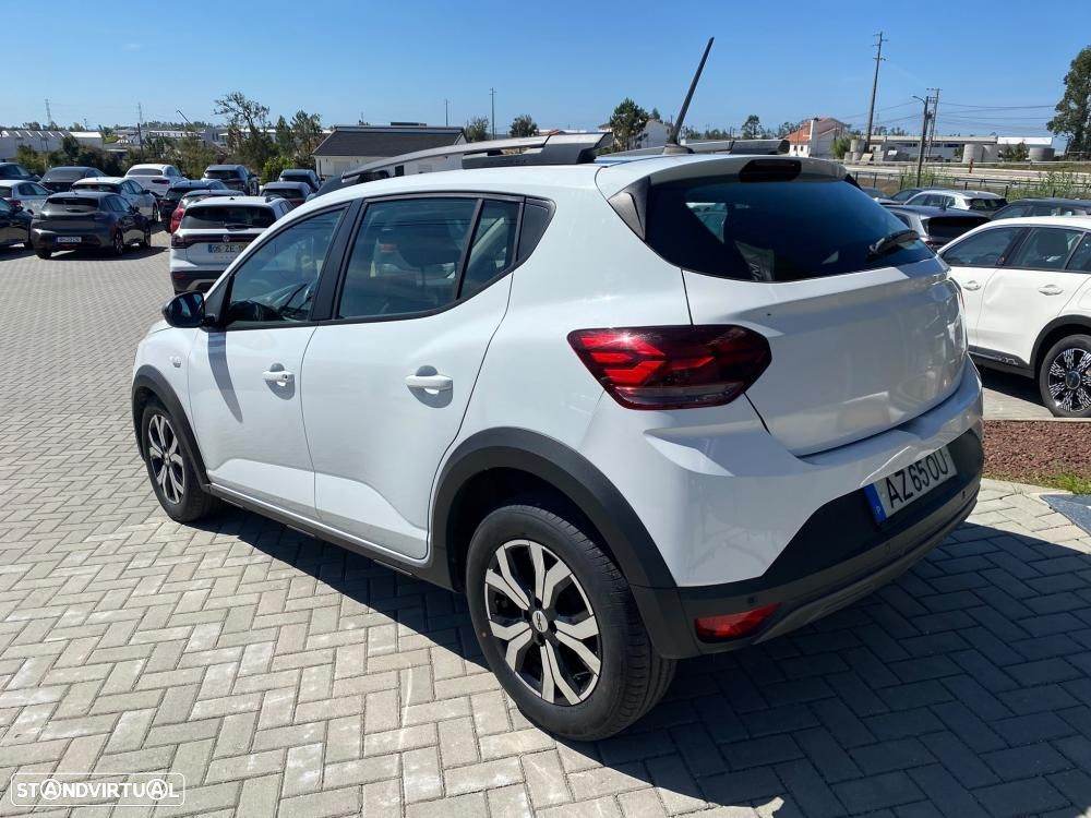Dacia Sandero - 4