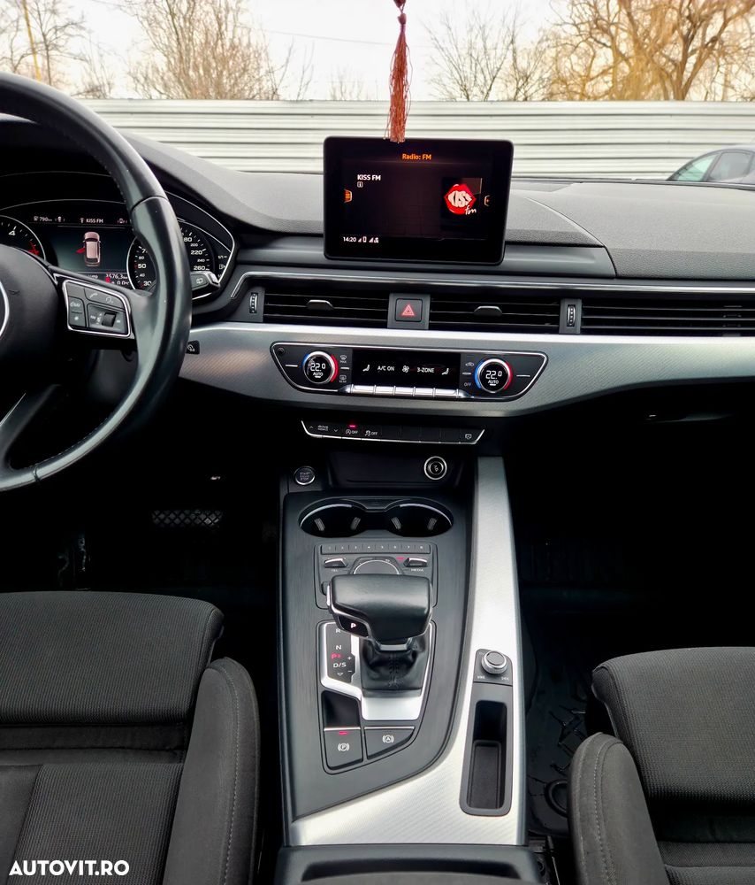 Audi A4 2.0 TDI S tronic - 5