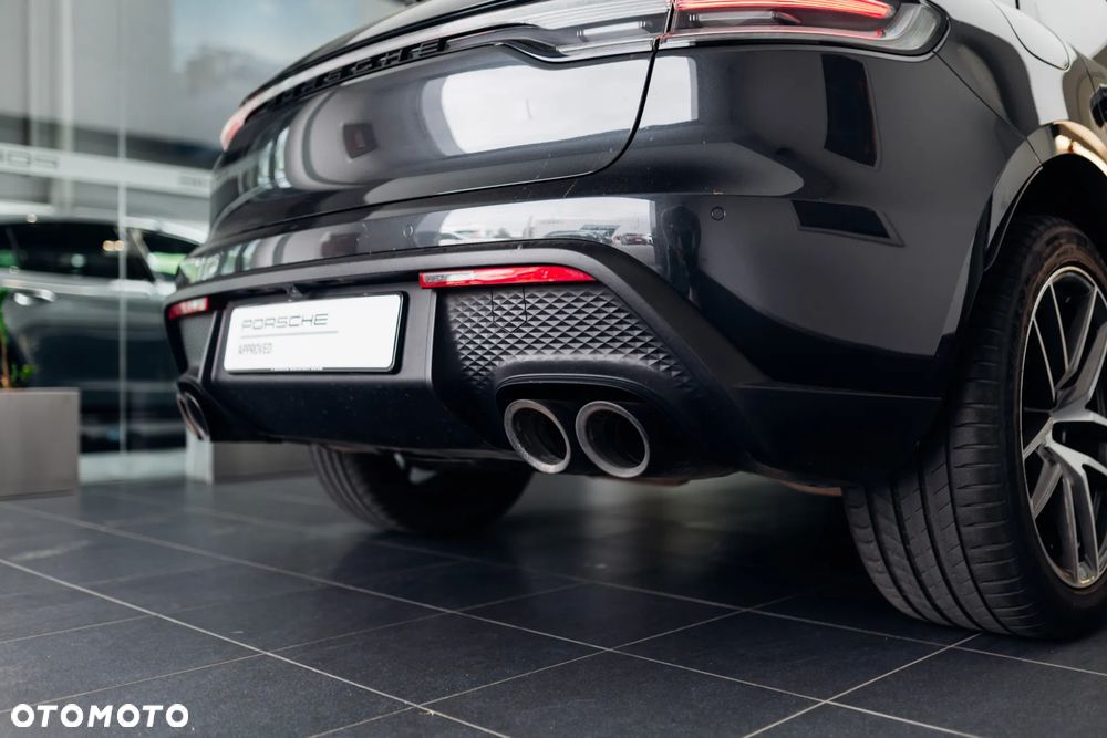 Porsche Macan S - 22