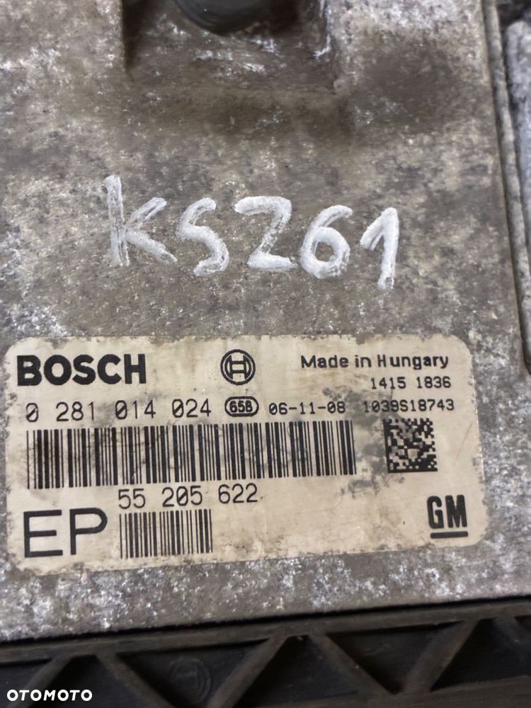 OPEL KOMPUTER  STEROWNIK  SILNIKA 55205622 - 3