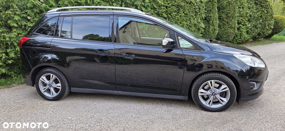 Ford Grand C-MAX - 3