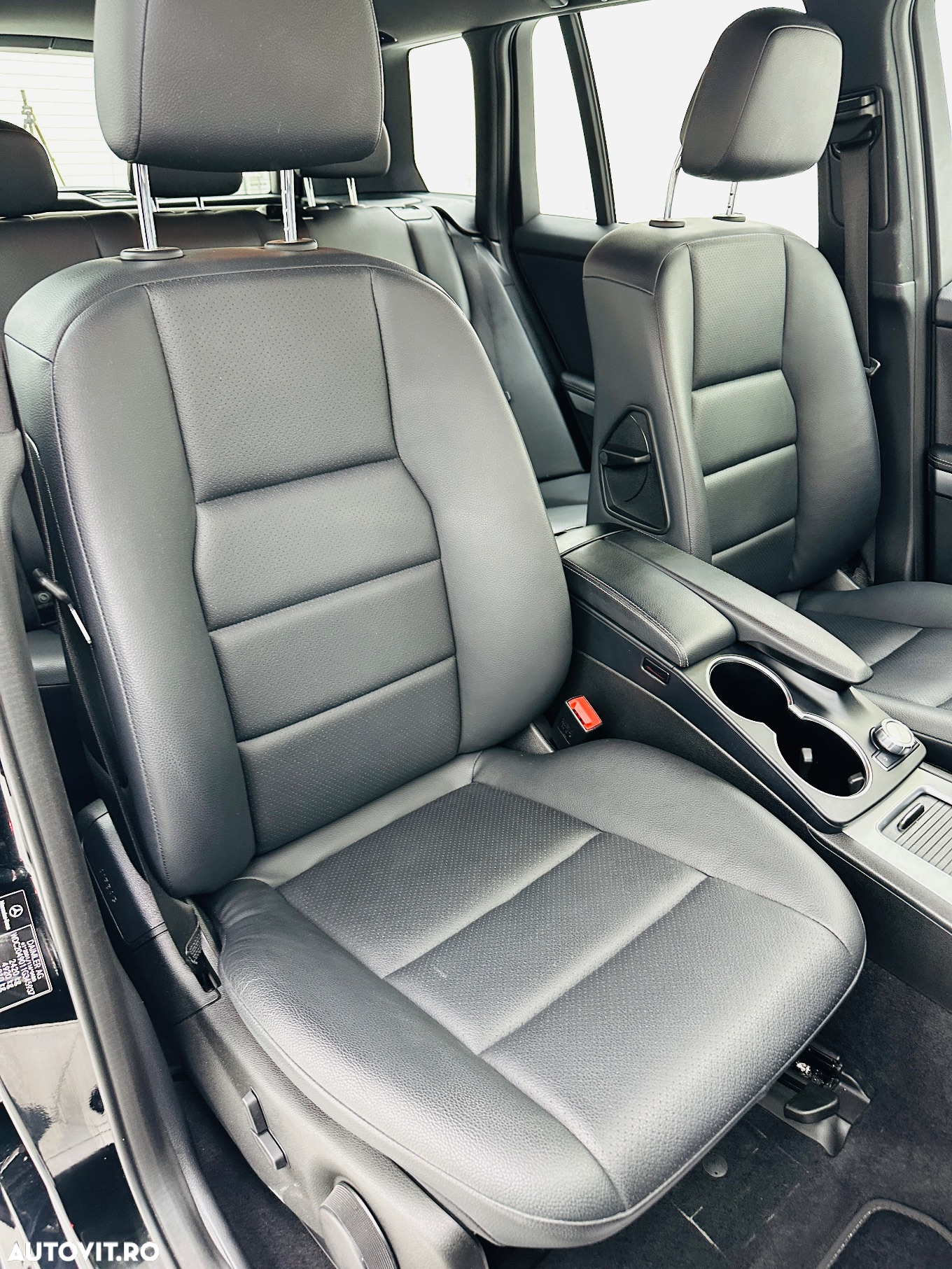 Mercedes-Benz GLK 200 CDI DPF BlueEFFICIENCY 7G-TRONIC - 17