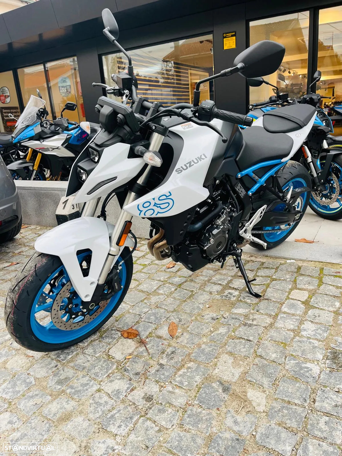Suzuki GSX 8 S - 7