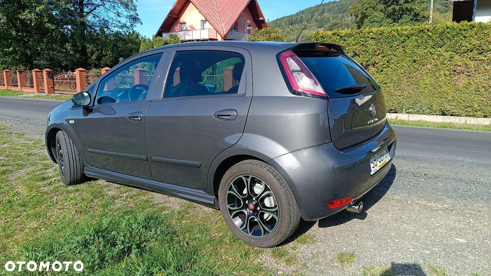 Fiat Punto 1.4 Easy S&S - 3