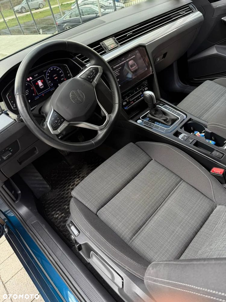 Volkswagen Passat 2.0 TDI EVO Business DSG - 9