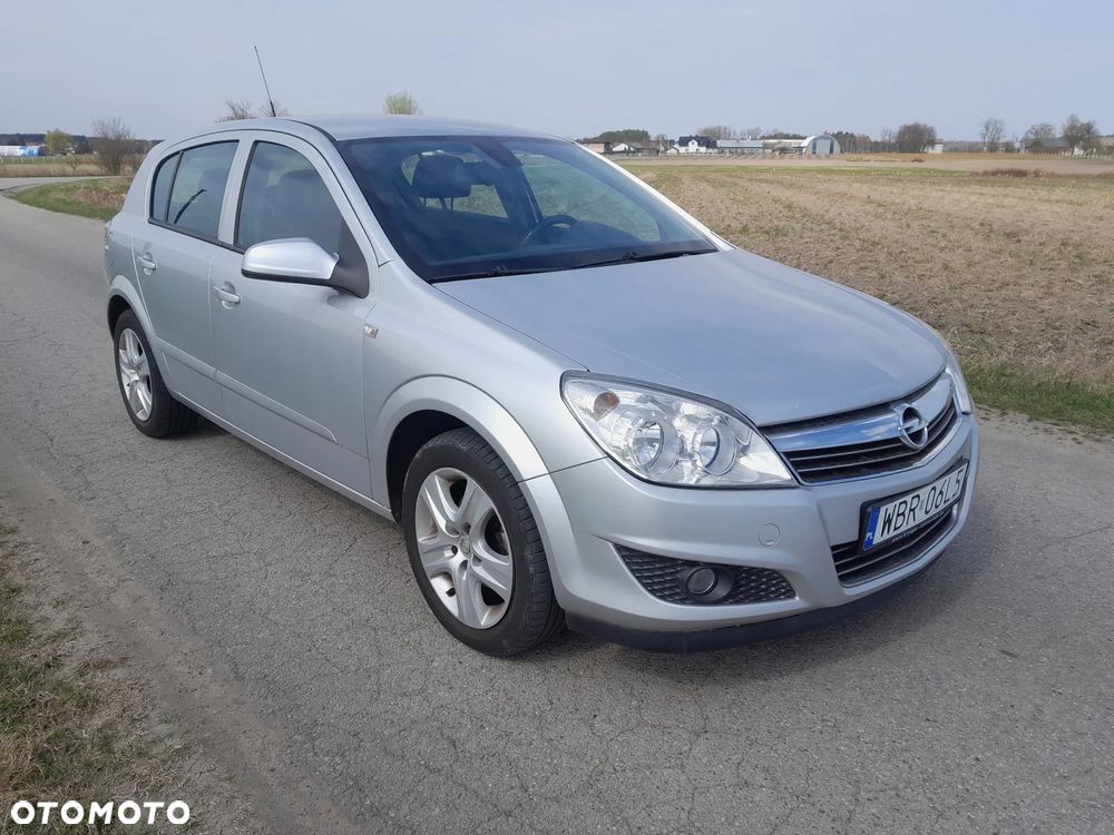 Opel Astra 1.8 Edition Plus - 2