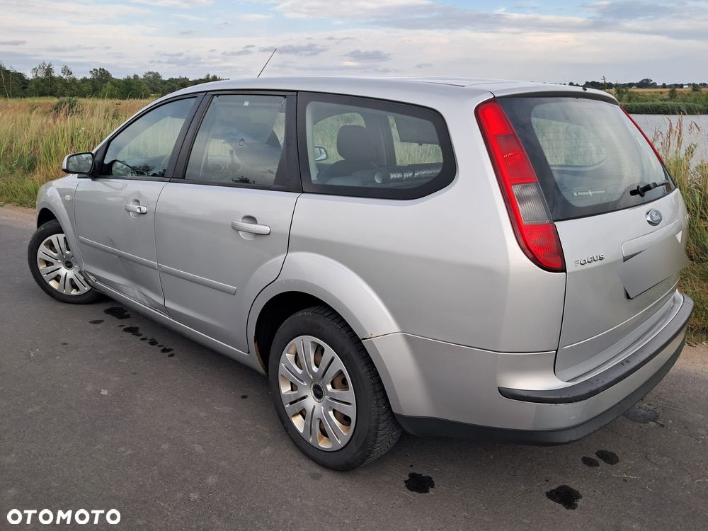 Ford Focus - 13