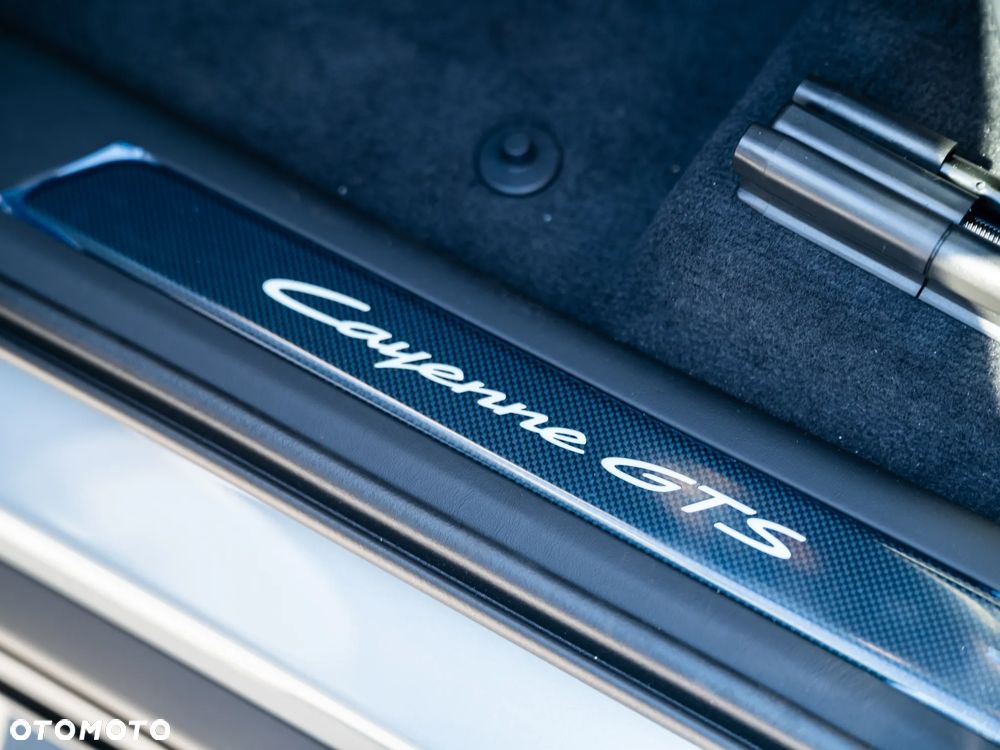 Porsche Cayenne GTS - 13