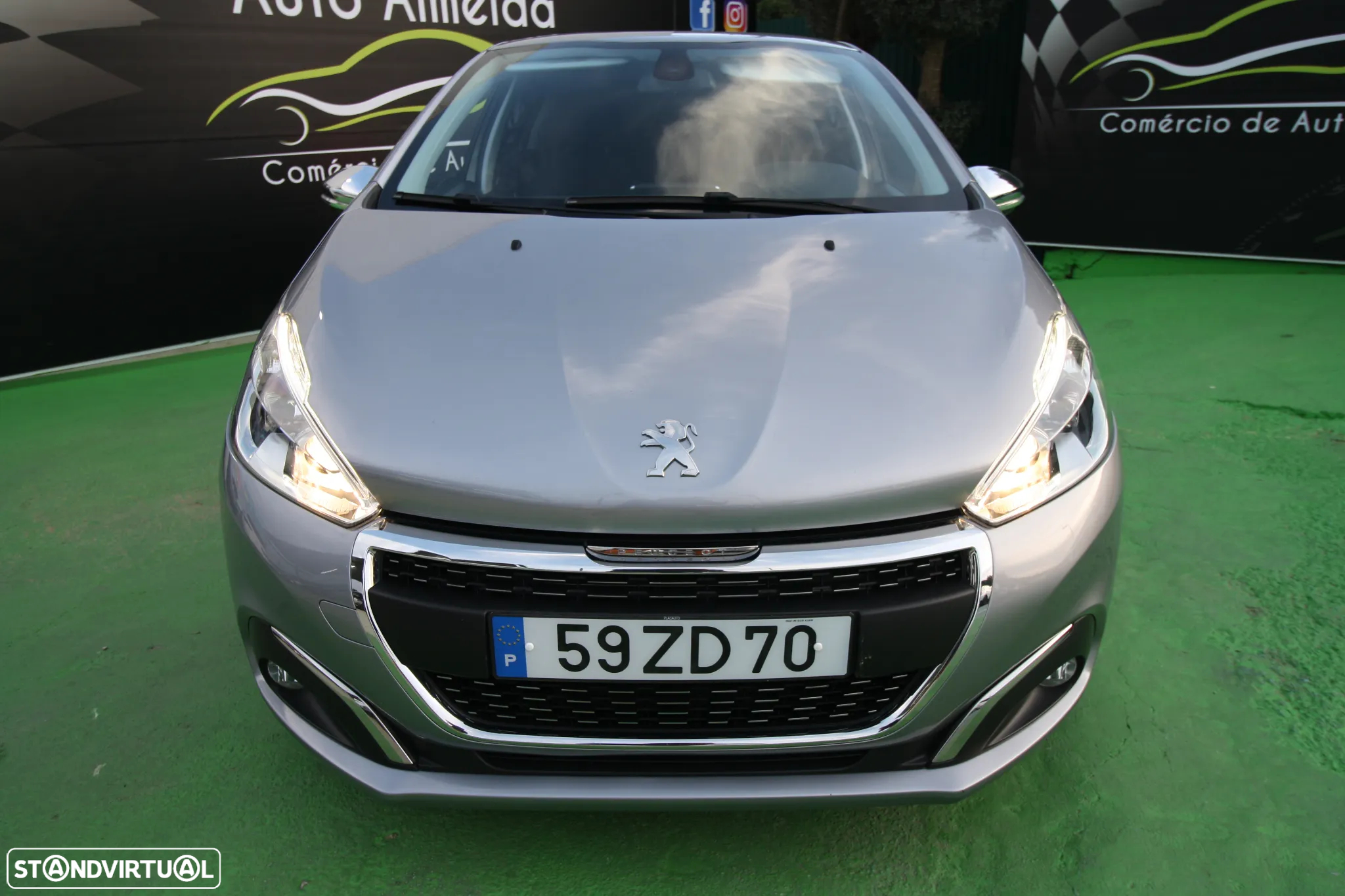 Peugeot 208 1.5 BlueHDi Signature - 30
