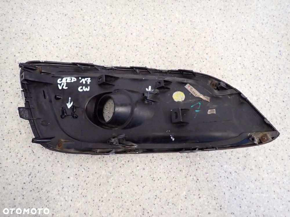 KIA CEED II 15-17 LIFT KRATKA HALOGENU PRZEDNIA LEWA - 8