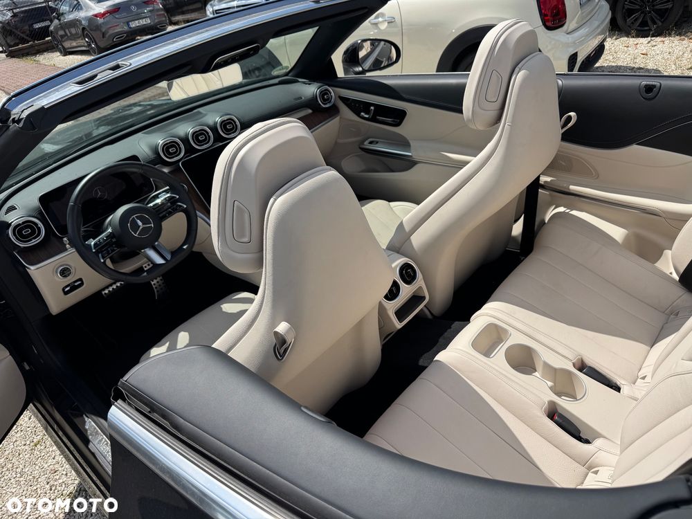 Mercedes-Benz CLE 200 4Matic 9G-TRONIC Edition AMG Line - 9