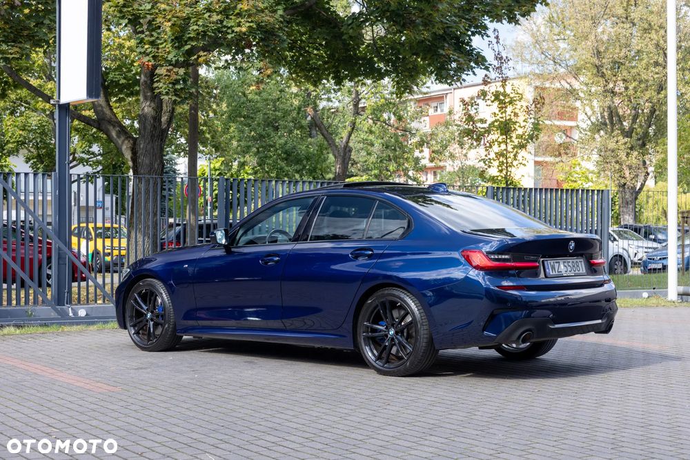 BMW Seria 3 330e M Sport sport - 3