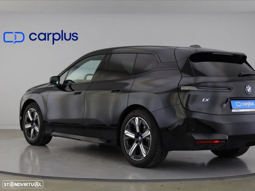 BMW iX xDrive 40 - 5