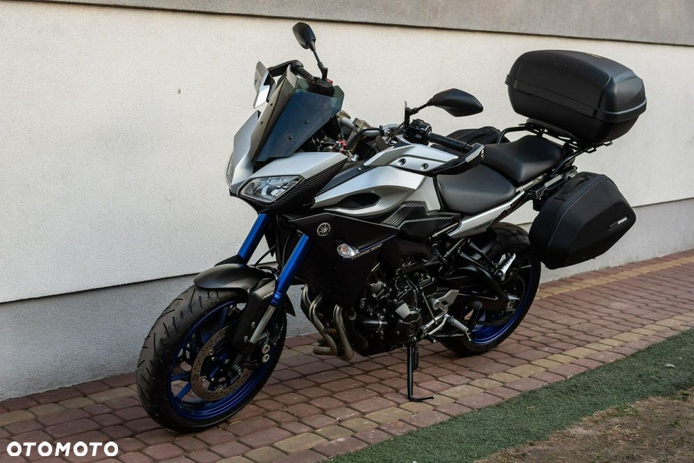Yamaha MT - 7