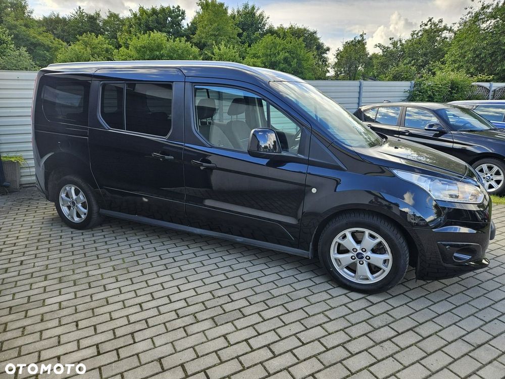 Ford Tourneo Connect Grand - 18