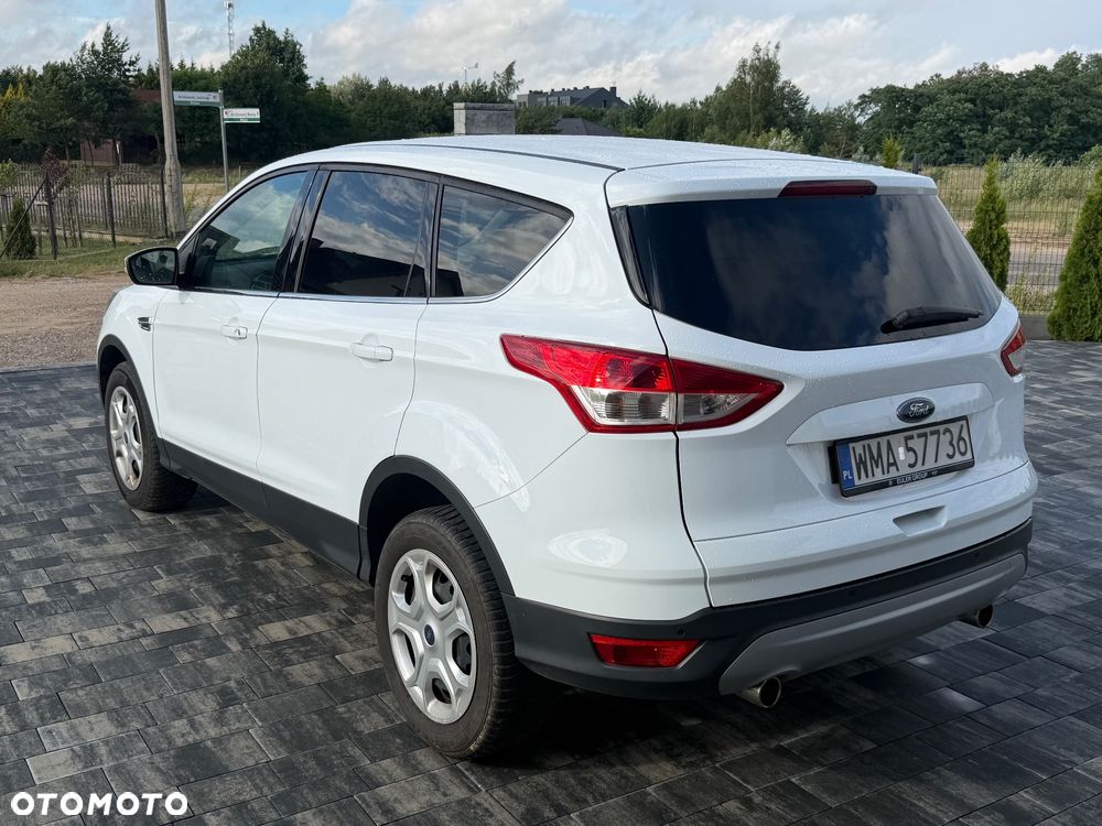 Ford Kuga - 10