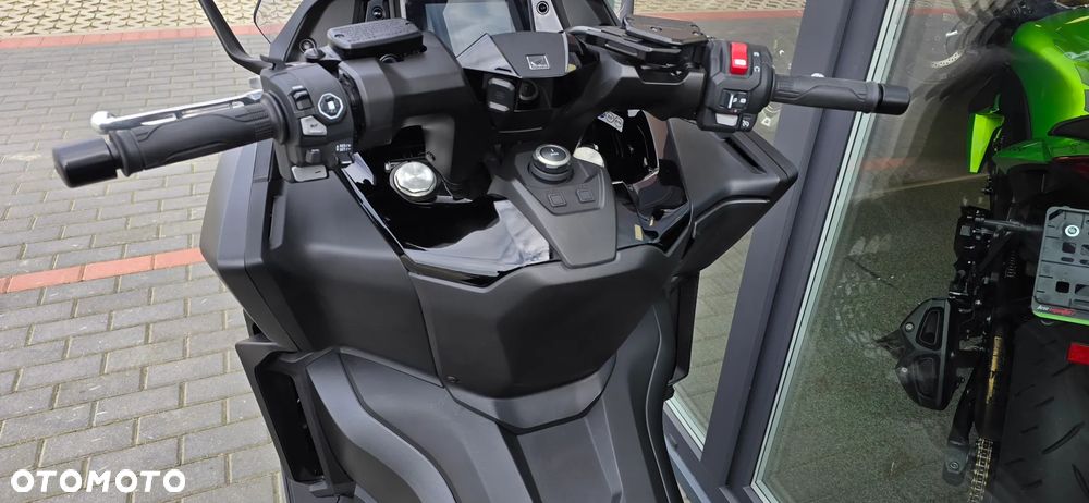 Honda NSS - 35