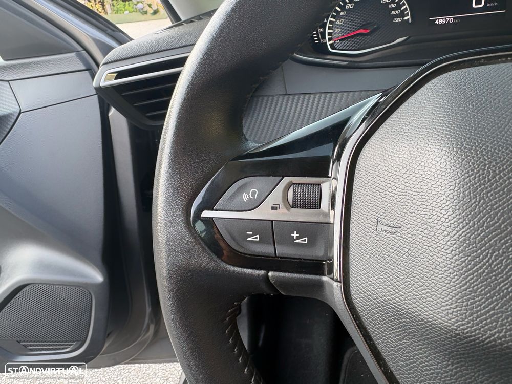Peugeot 208 1.2 PureTech Active Pack - 12