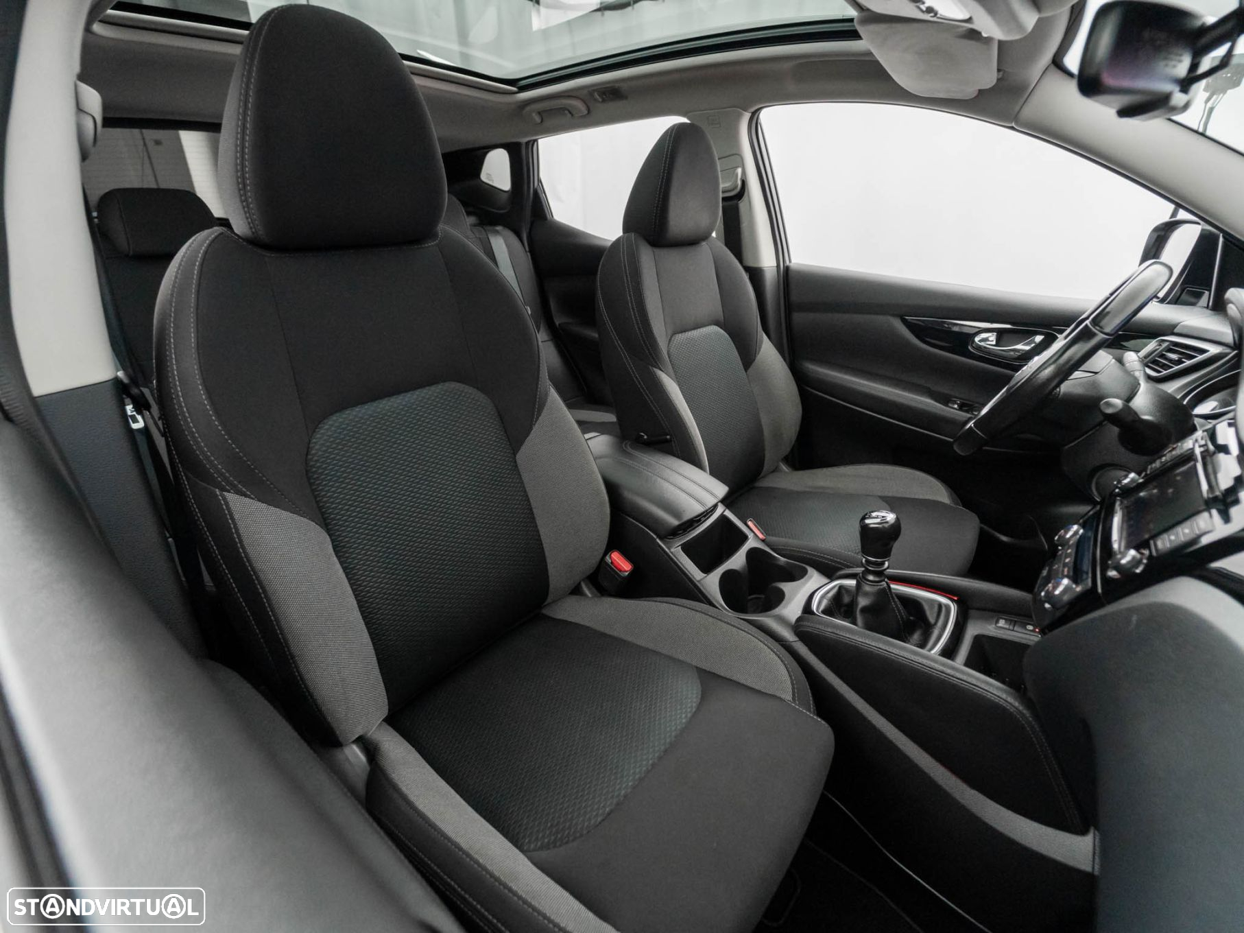 Nissan Qashqai 1.3 DIG-T N-Connecta - 40