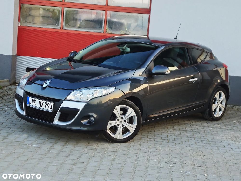 Renault Megane 1.6 16V Confort Dynamique - 1