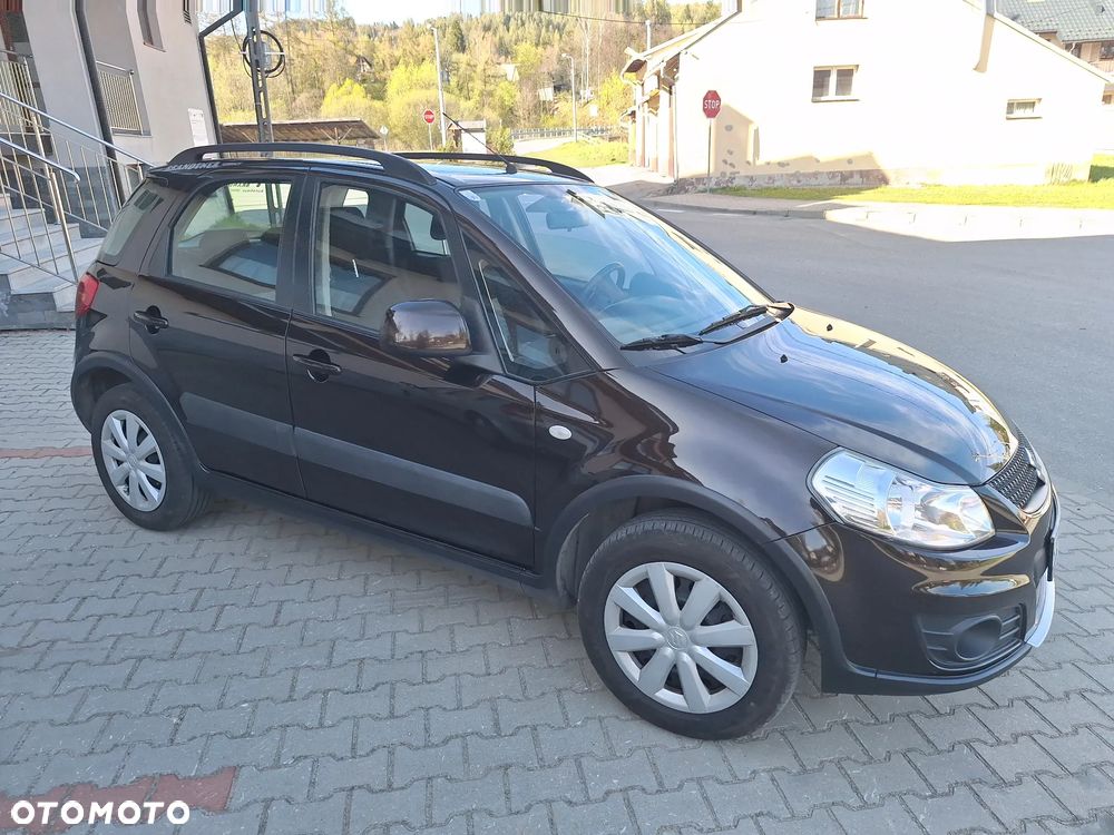 Suzuki SX4 Classic 1.6 VVT 4x4 Style - 1