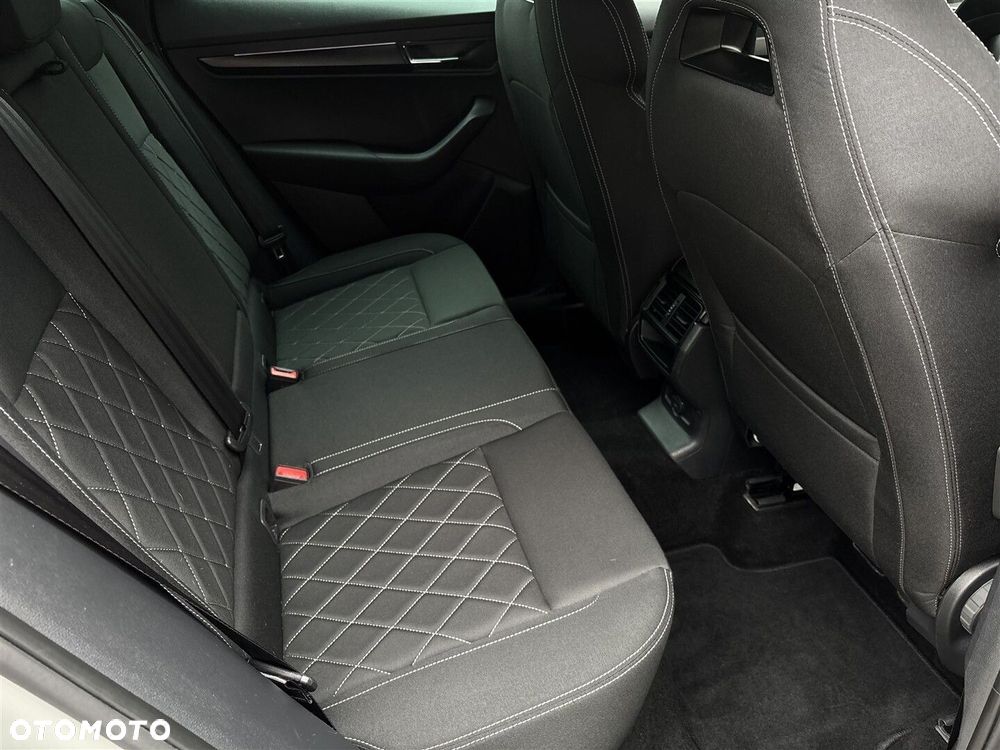 Skoda Karoq 1.5 TSI ACT Sportline DSG - 10