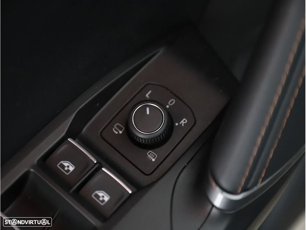 Cupra Formentor 1.4 e-Hybrid DSG VZ - 34