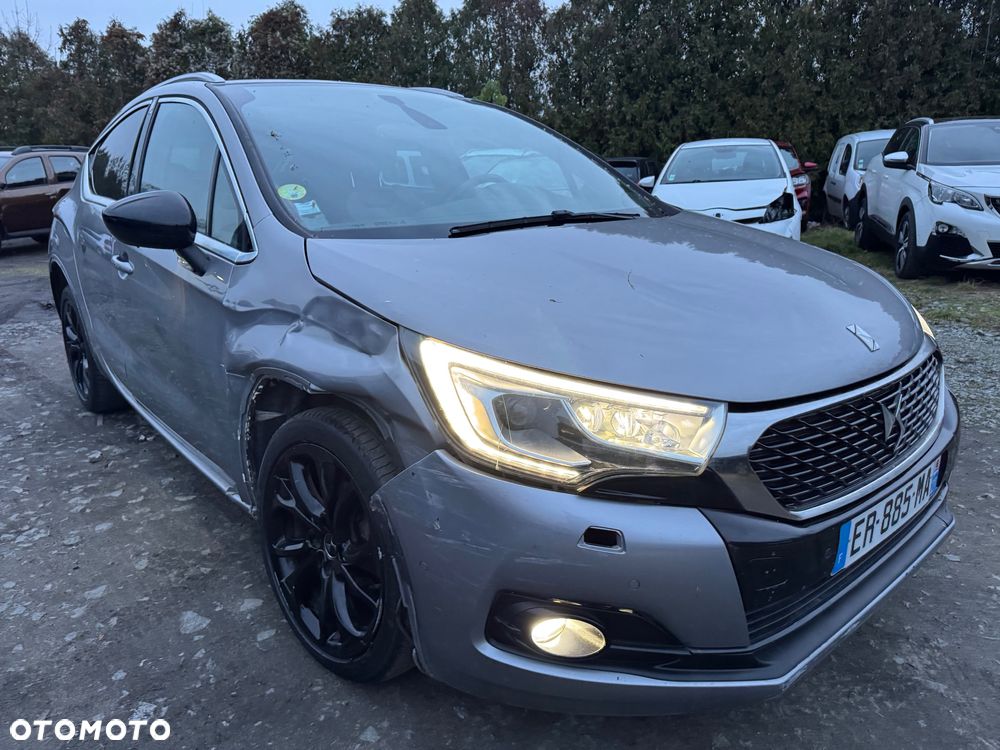 Citroën DS4 Cross 1.6 BlueHDi Be Chic S&S EAT6 - 2