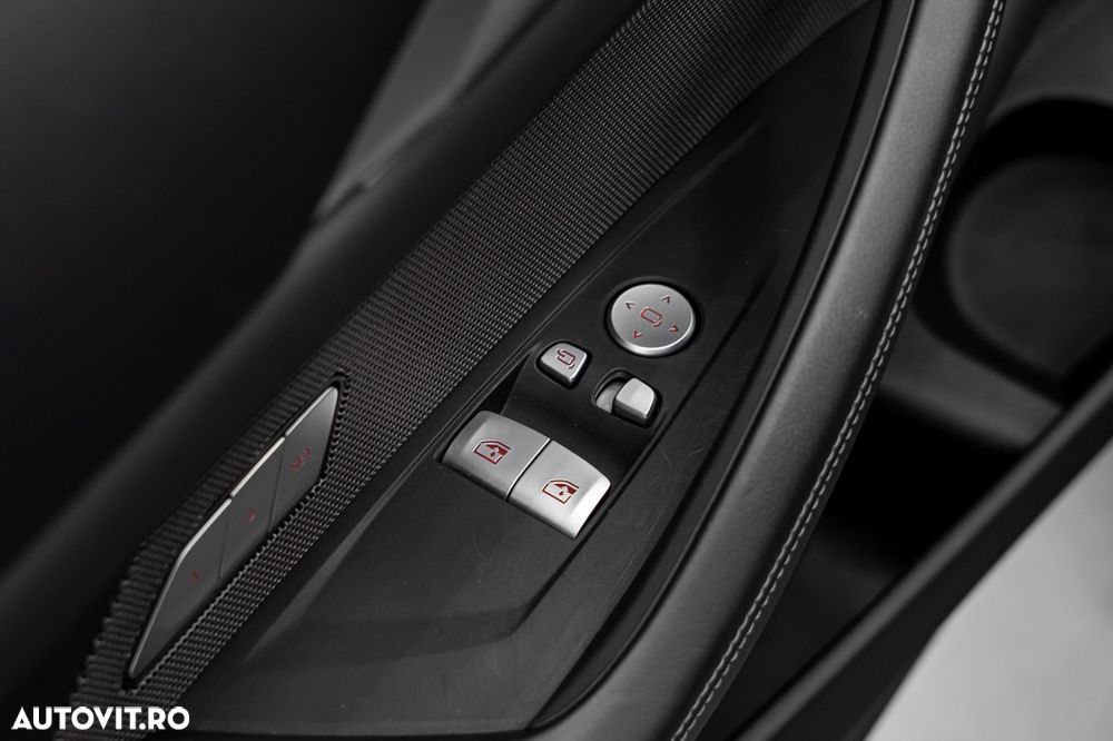 BMW M4 Competition AT - 37