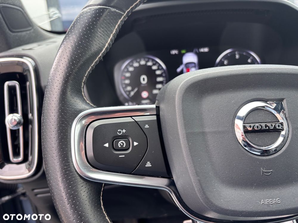 Volvo XC 40 D3 SCR Inscription - 18