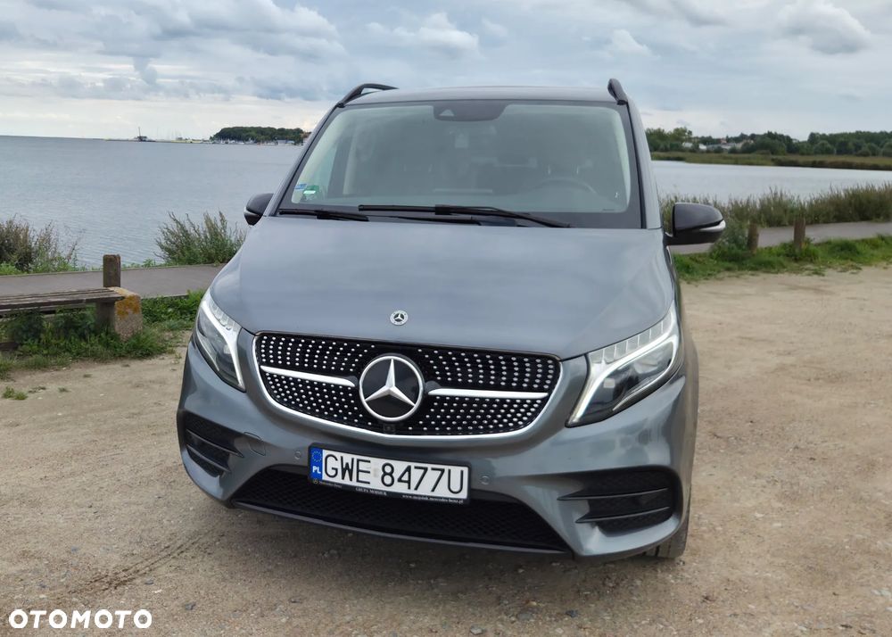 Mercedes-Benz Klasa V 300 d 4-Matic Exclusive 9G-Tronic (d³ugi) - 3