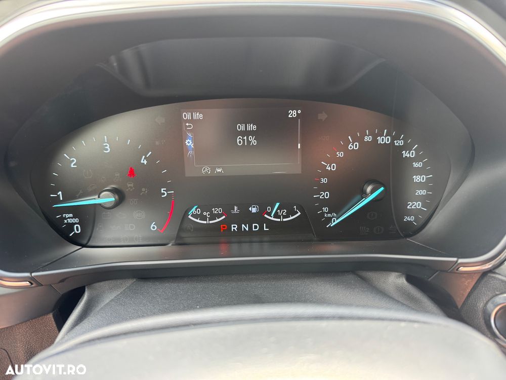 FORD Focus 2021 — imagine 13