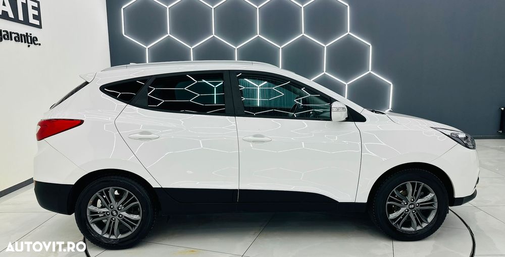 Hyundai ix35 blue 1.6 2WD Finale Silver - 33