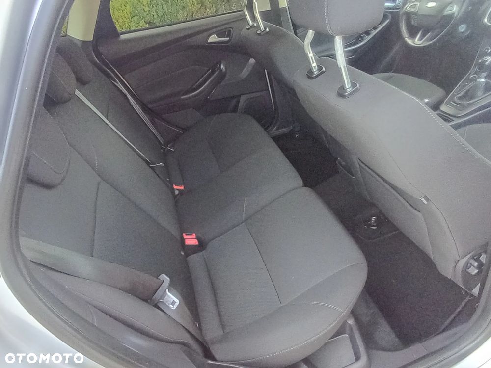 Ford Focus - 26