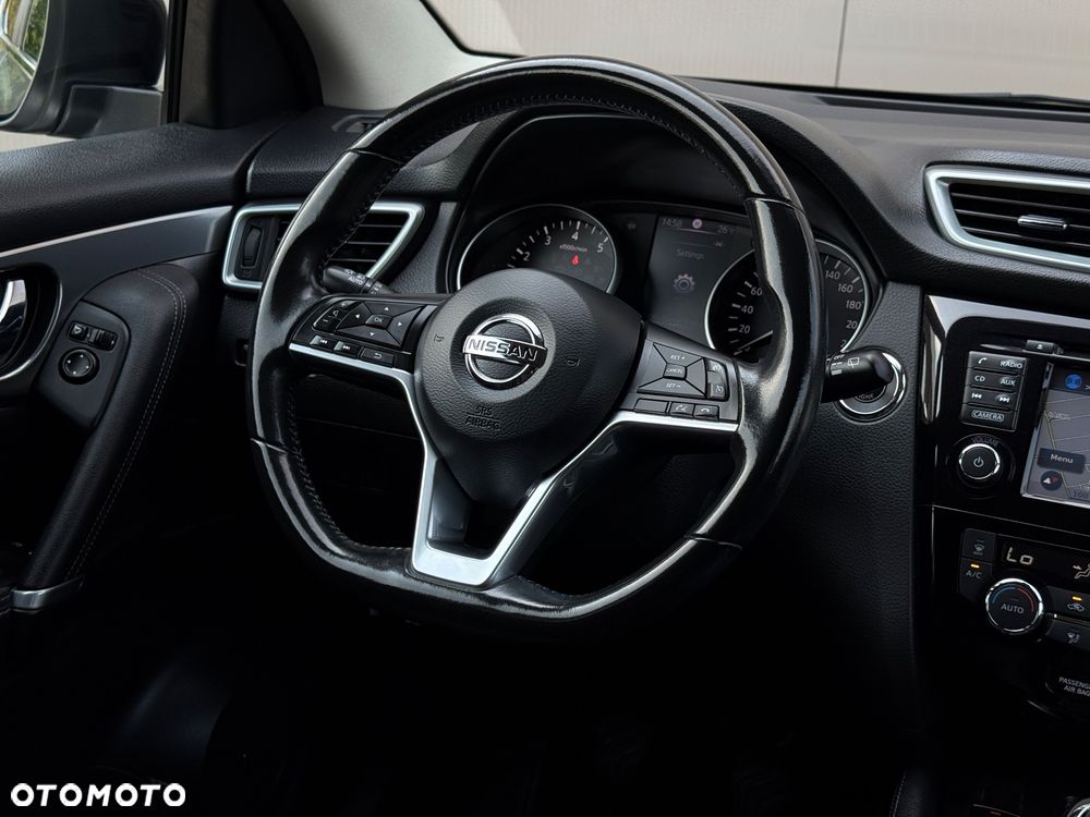 Nissan Qashqai 1.3 DIG-T Tekna - 16