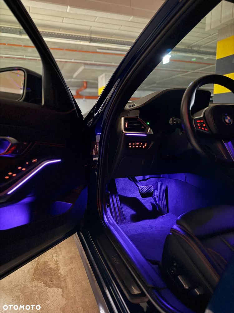 BMW Seria 3 330i Luxury Line sport - 12