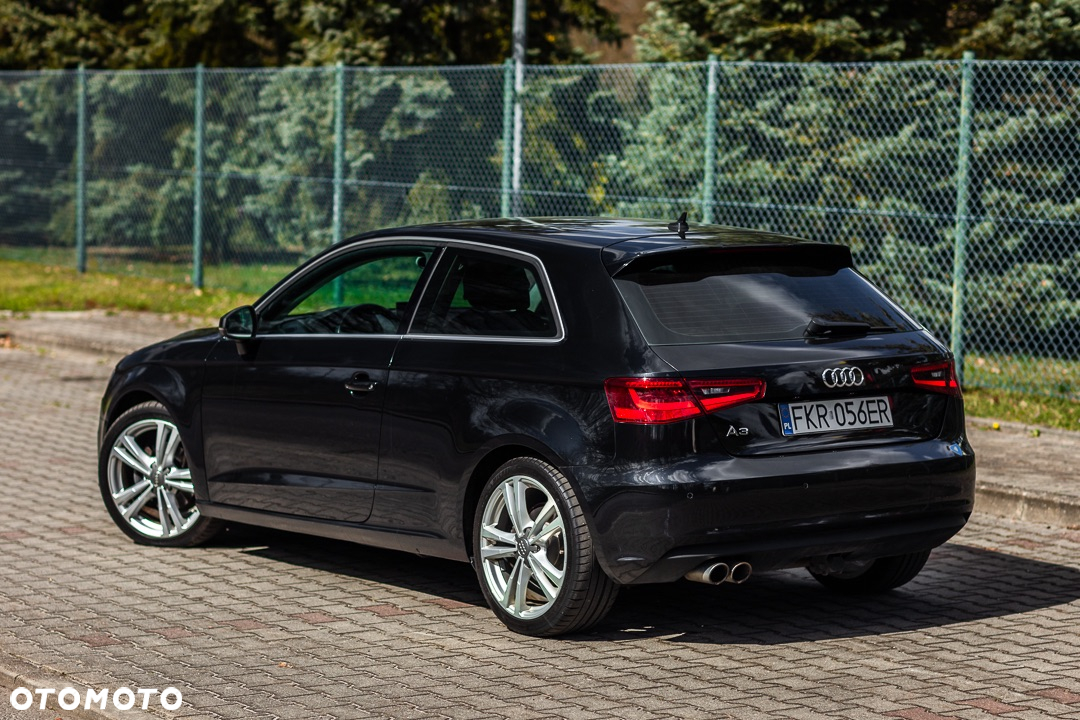 Audi A3 2.0 TDI S tronic sport - 13