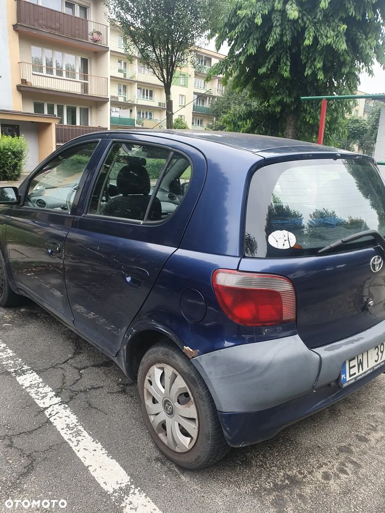 Toyota Yaris - 2