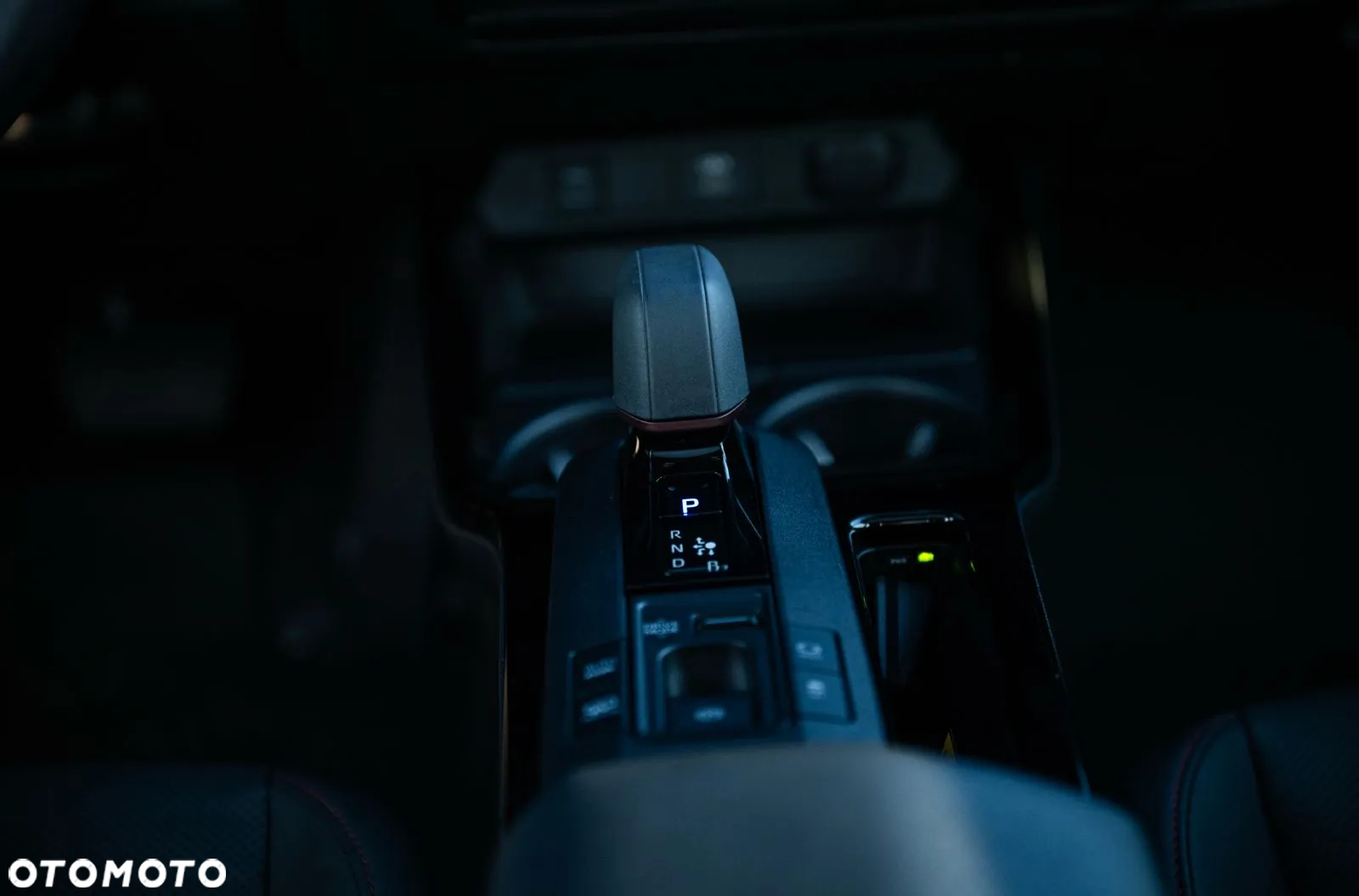 Toyota Prius Plug-in 2.0 Hybrid Prestige - 26