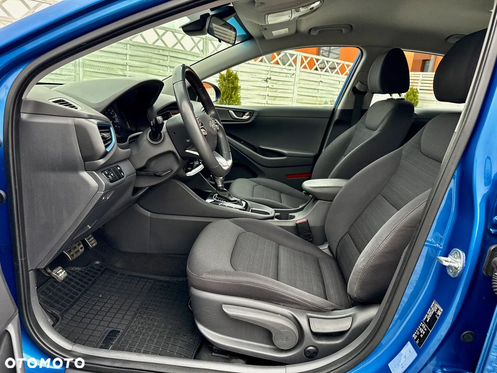 Hyundai IONIQ Hybrid Premium - 8