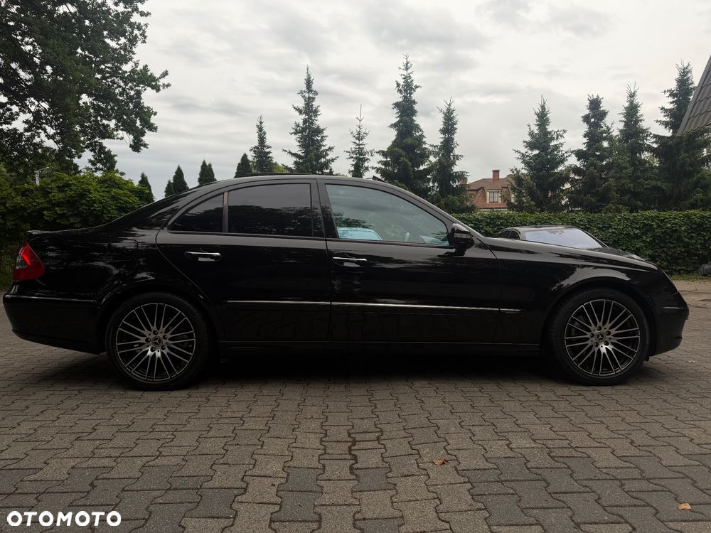 Mercedes-Benz Klasa E 300 BLUETEC Avantgarde - 26