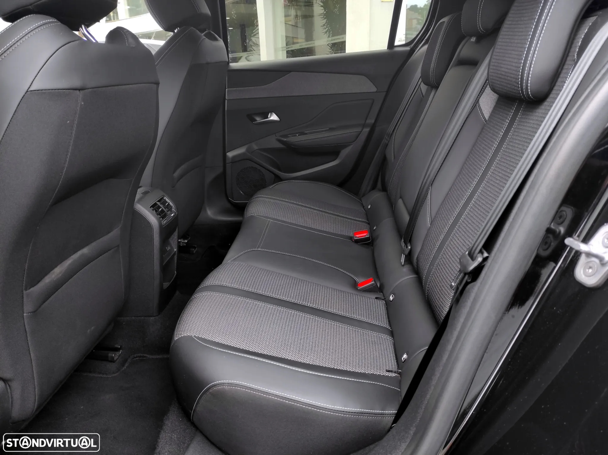 Peugeot 308 1.2 PureTech Allure - 8