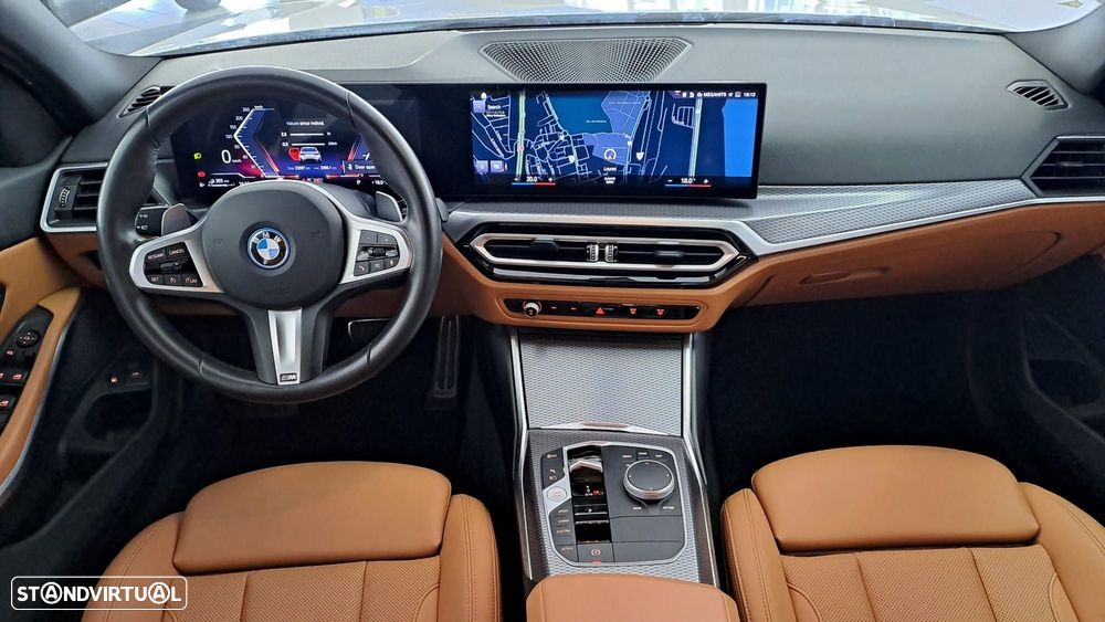 BMW 320 e Touring Pack Desportivo M Auto - 12