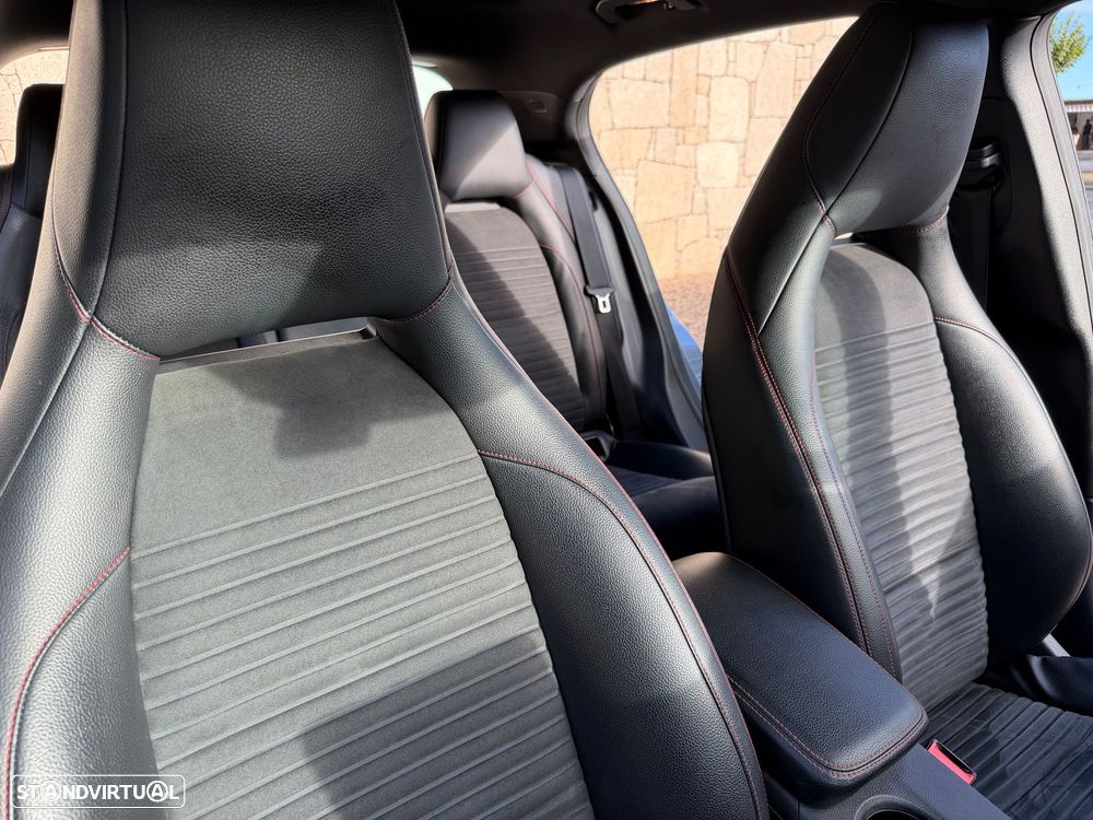 Mercedes-Benz GLA 220 d 7G-DCT AMG Line - 3