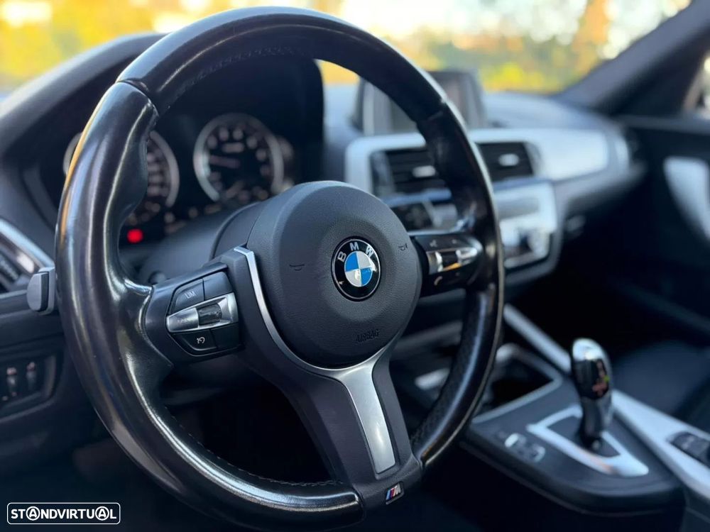 BMW 118 i Pack M Auto - 16