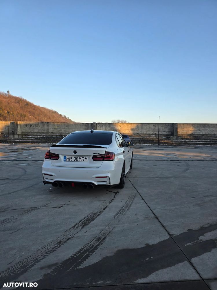 BMW Seria 3 320d - 2