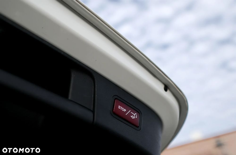 Mercedes-Benz GLA 220 4-Matic AMG Line - 9